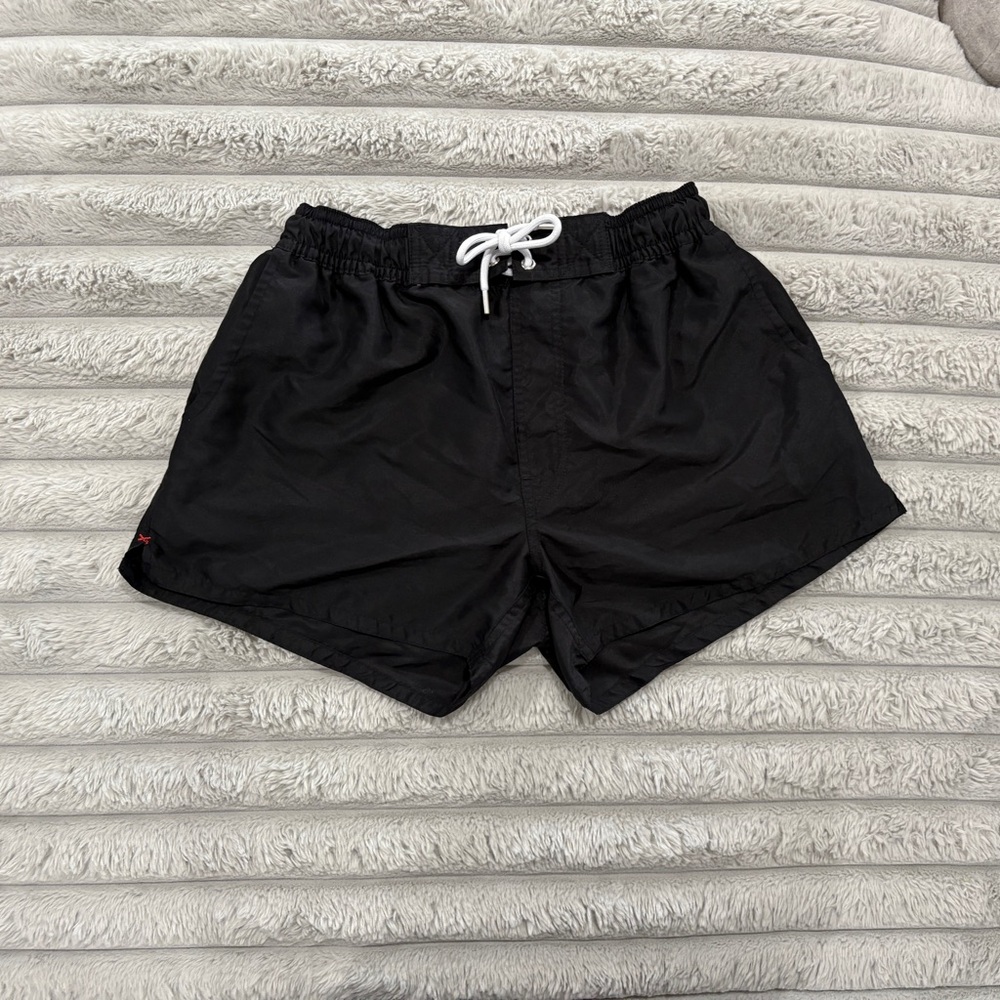 2(x)ist Men’s Black Swim Shorts with White Drawstring